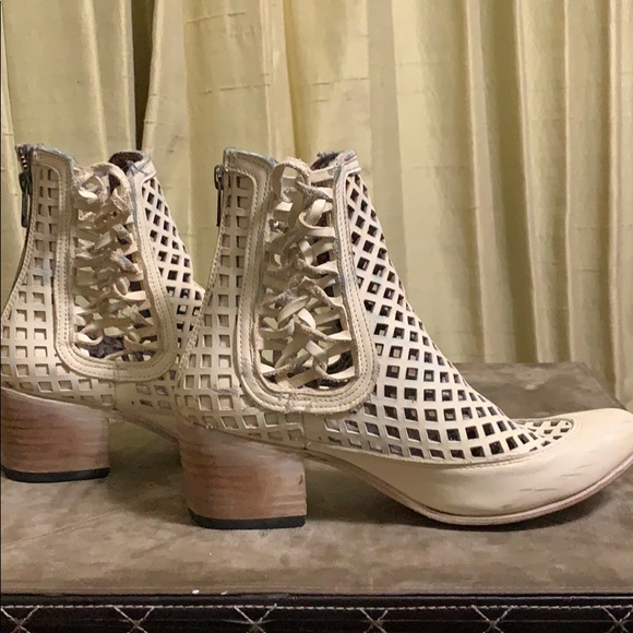 FREEBIRD BY STEVENLazor Leather Ankle Boot - Picture 7 of 7